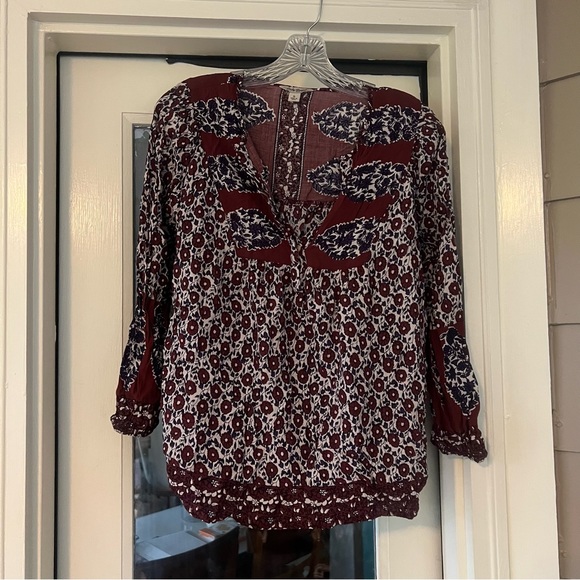 Lucky Brand Top - Picture 1 of 6